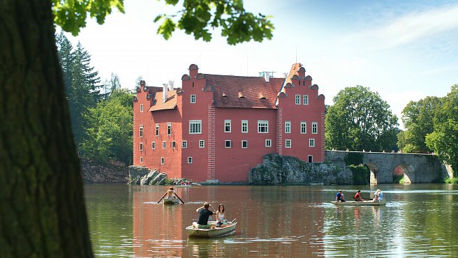 Státní zámek Červená Lhota