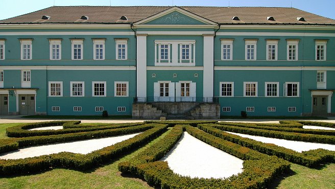 Dačice State Castle