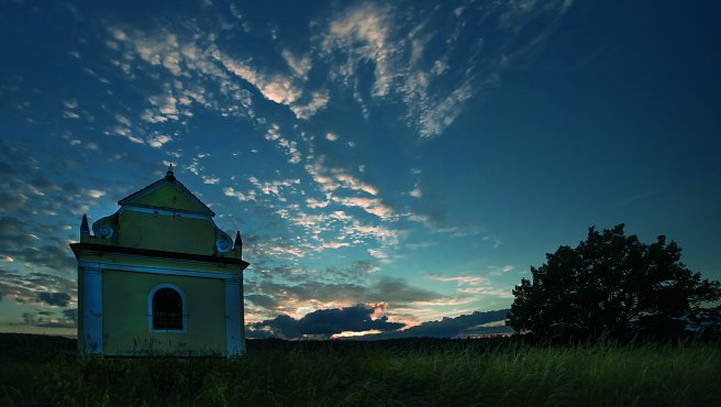 Kirche des hl. Geistes und Passion in Římov