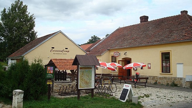 Caravancamp PETRÁŠKŮV DVŮR