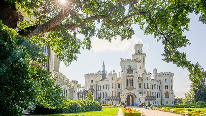 Hluboká nad Vltavou State Castle