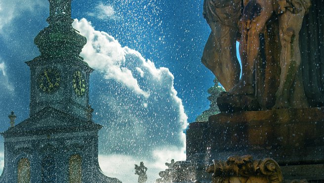 Town Hall of České Budějovice and Samson Fountain