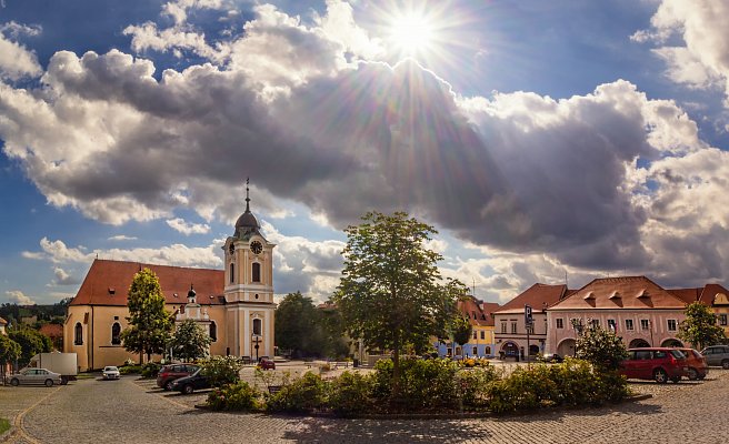 Údolím Židovy strouhy z Týna do Bechyně