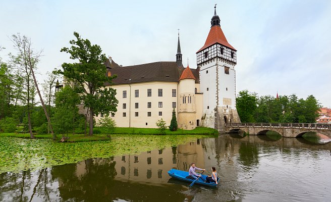 Vodní zámek Blatná