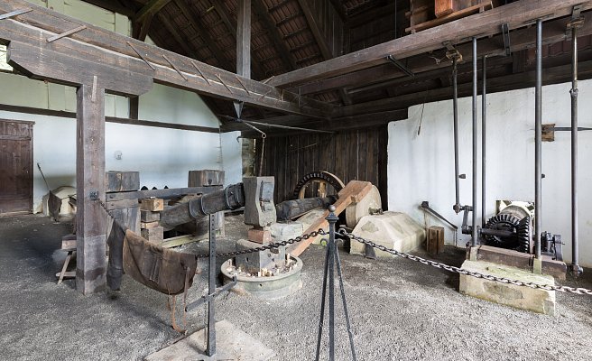 Bušek Hammer Mill