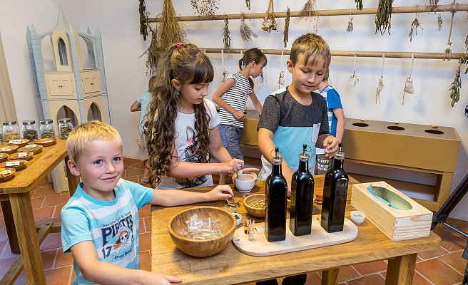 Minorita kolostor és Klarissza kolostor, Český Krumlov