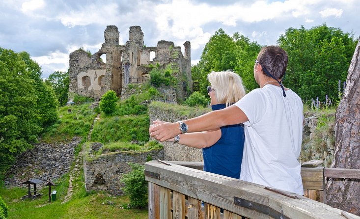 Ruinas del castillo Dívčí Kámen