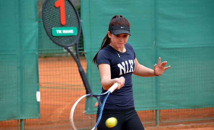 Tenis