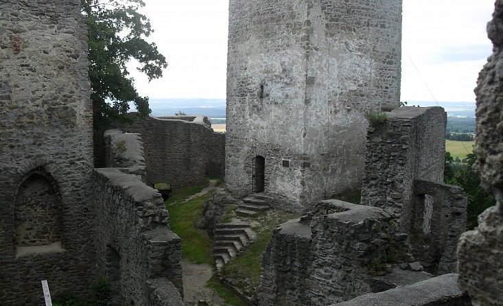 Ruine der Burg Choustník