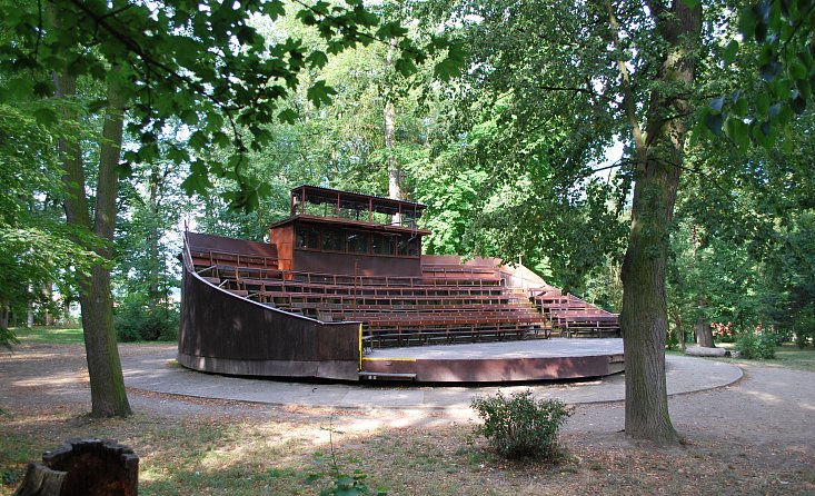 Týn nad Vltavou revolving auditorium