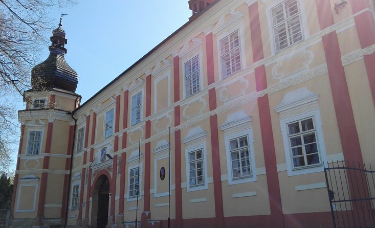 Zámek Čestice