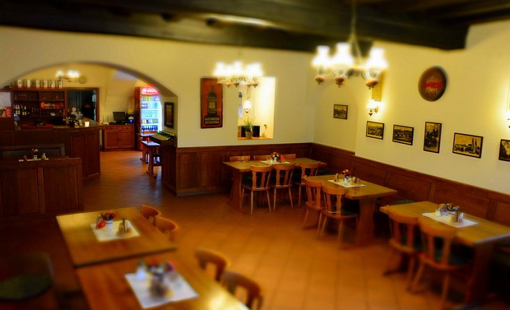 Restaurace bílé paní a Pivnice Petra Voka