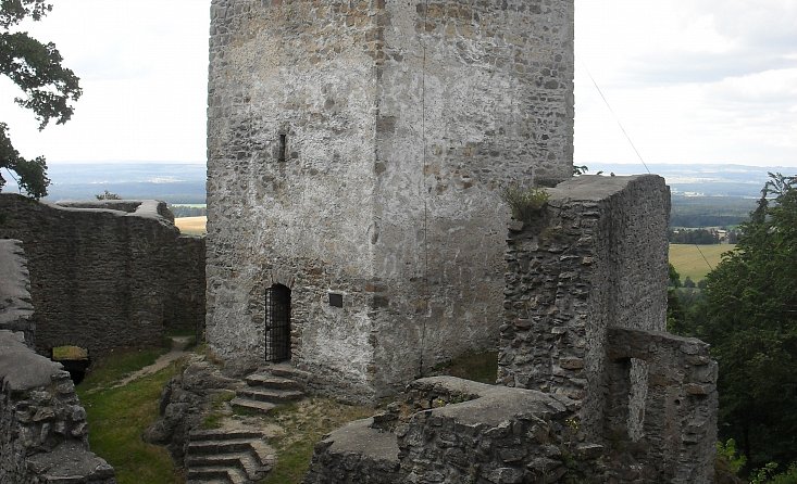 Ruine der Burg Choustník