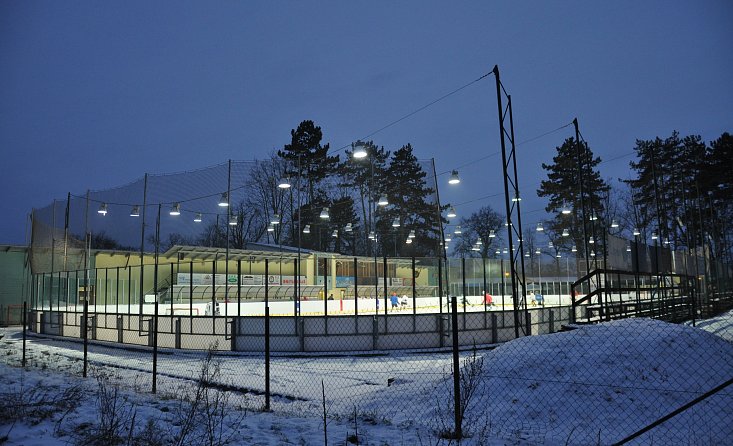 Zimní stadion Hluboká nad Vltavou